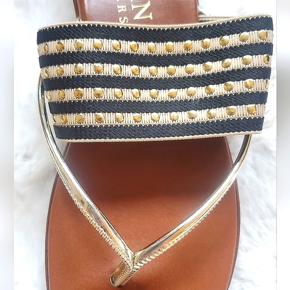 Italian Shoemakers Sandals - Picture 3 of 3